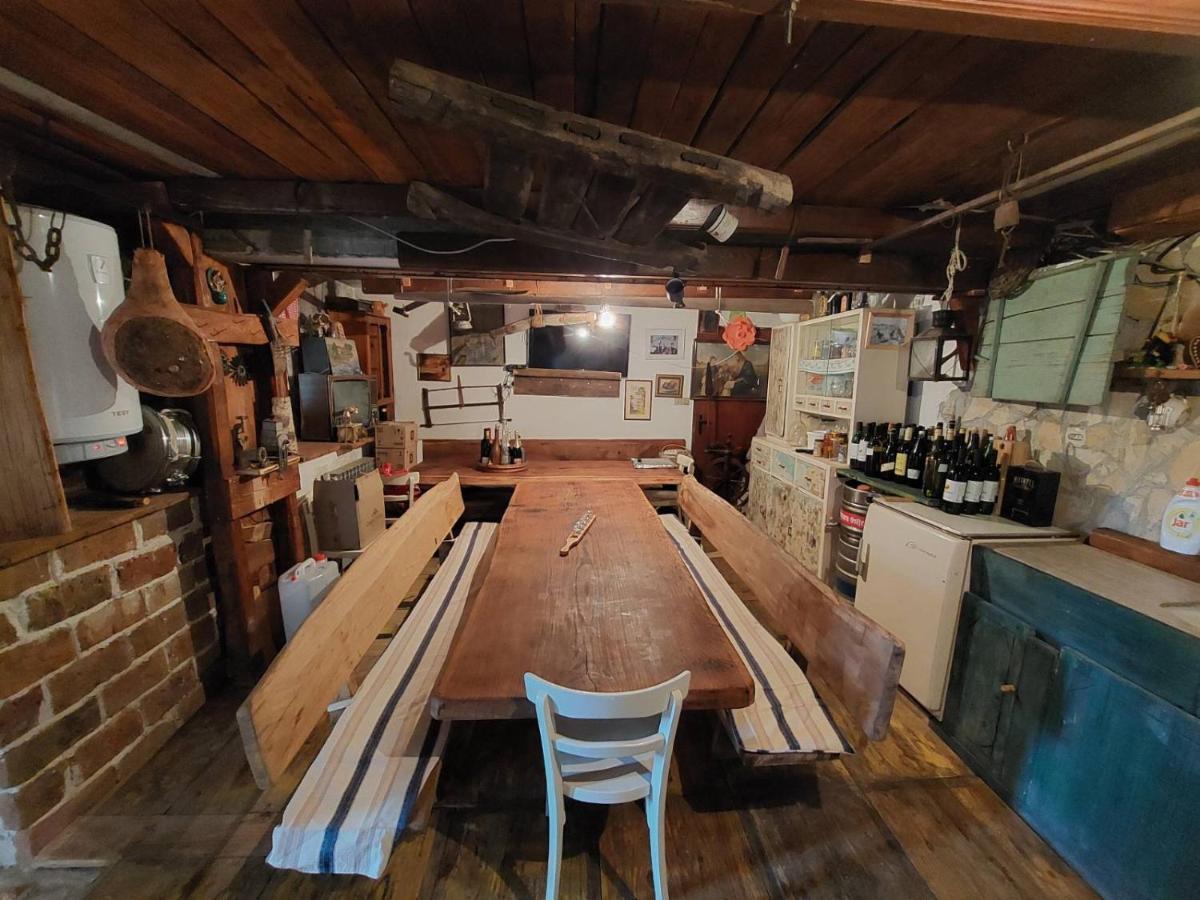Novouredeni Apartman Marko Mundanije Екстериор снимка